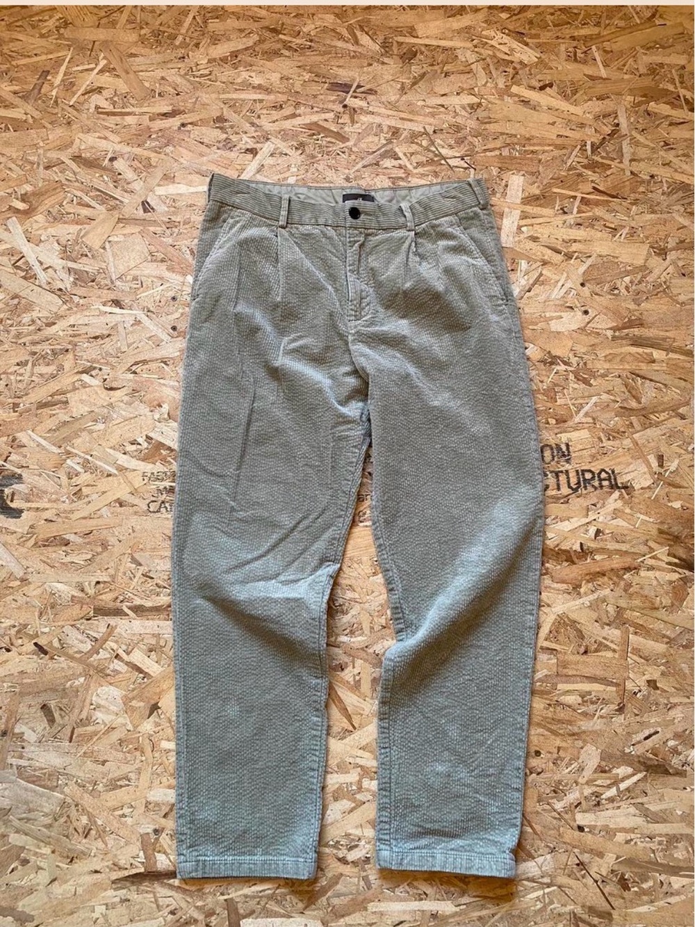H&M Men’s Corduroy Chinos - Light Olive Green
